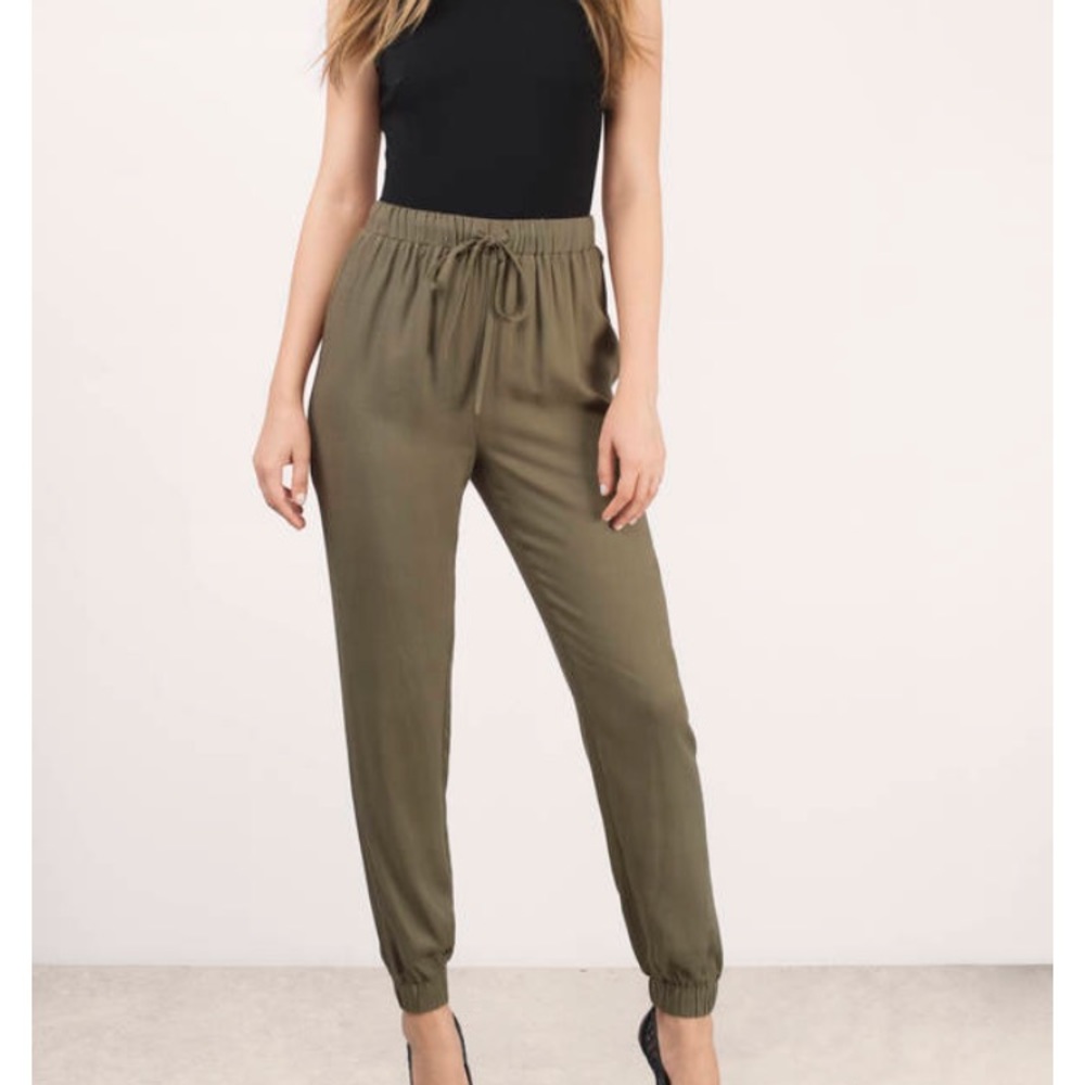 Tobi green pants